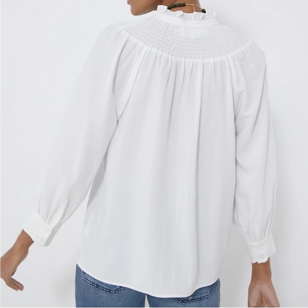 Tuckernuck Pomander Place Emory Smocked Blouse In White Sz S - Picture 5 of 9